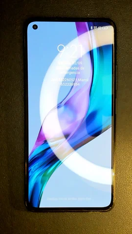 Foto tomada del Xiaomi 11 Lite 5G NE de M***a posterior a la reparación de pantalla el 4 de Noviembre de 2022