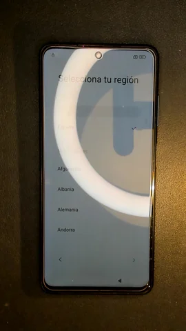 Foto tomada del Xiaomi Poco X3 Pro de D****l posterior a la reparación de batería el 9 de Noviembre de 2022