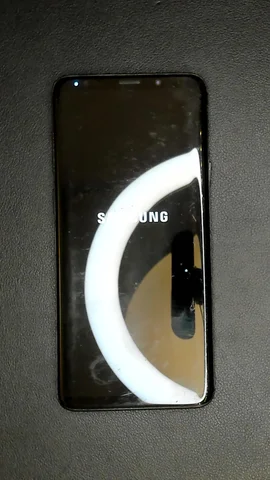 Foto tomada del Samsung Galaxy S9+ de A*****o posterior a la reparación de batería el 10 de Noviembre de 2022