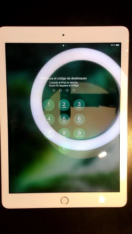 Foto tomada del Apple iPad 5 9.7 (2017) de M*******a posterior a la reparación de batería el 11 de Noviembre de 2022
