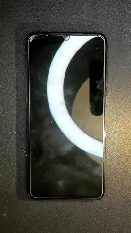 Xiaomi Mi 9 de C****n antes de la reparación de batería