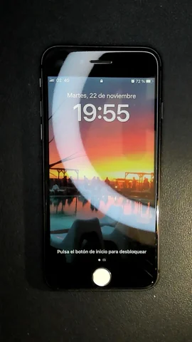 Foto tomada del Apple iPhone 8 de J**n posterior a la reparación de vibrador el 22 de Noviembre de 2022