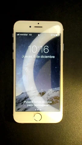 Foto tomada del Apple iPhone 6 de J**é posterior a la reparación de batería el 7 de Diciembre de 2022