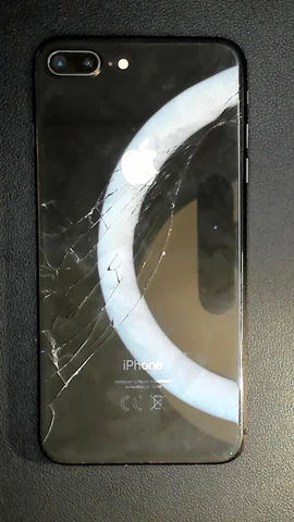 Apple iPhone 8 Plus de J**n antes de la reparación de tapa trasera y lector de huellas (o inicio)