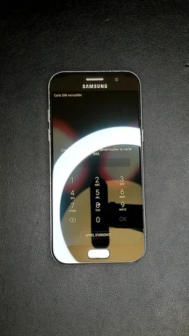 Foto tomada del Samsung Galaxy A5 (2017) de S*****n posterior a la reparación de pantalla el 26 de Diciembre de 2022