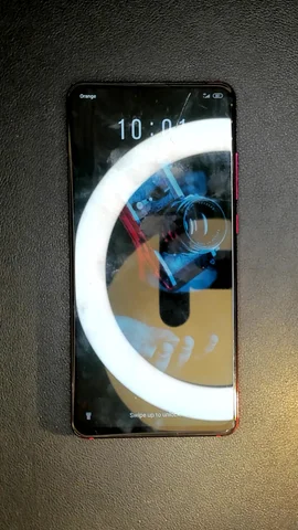 Xiaomi Mi 9T de M****l antes de la reparación de batería