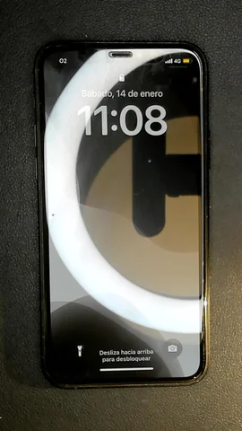 Foto tomada del Apple iPhone 11 Pro de J**n posterior a la reparación de puerto de carga el 12 de Enero de 2023