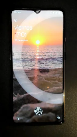 OnePlus 7T de M****l antes de la reparación de batería