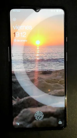 Foto tomada del OnePlus 7T de M****l posterior a la reparación de batería el 13 de Enero de 2023