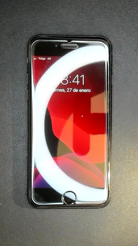 Foto tomada del Apple iPhone SE (2020) de D*****o posterior a la reparación de lector de huellas (o inicio) el 27 de Enero de 2023