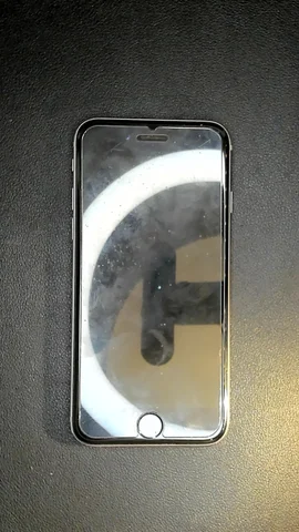 Apple iPhone 6s de J**é antes de la reparación de puerto de carga