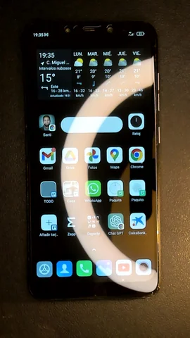 Foto tomada del Xiaomi Pocophone F1 de S******o posterior a la reparación de pantalla el 12 de Febrero de 2023