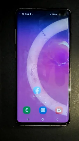 Samsung Galaxy S10+ de D****l antes de la reparación de batería