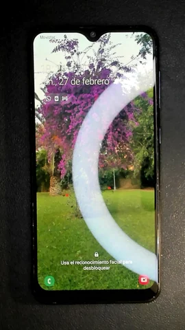 Foto tomada del Samsung Galaxy A50 de J****r posterior a la reparación de pantalla y auricular el 27 de Febrero de 2023