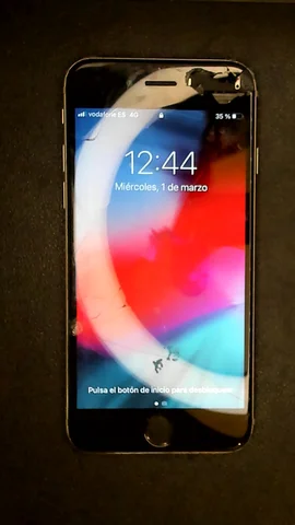 Apple iPhone 6s de M*****l antes de la reparación de pantalla