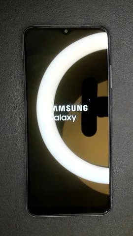 Foto tomada del Samsung Galaxy A22 5G de I****l posterior a la reparación de puerto de carga el 7 de Marzo de 2023