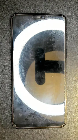 OnePlus 6 de Á***l antes de la reparación de batería