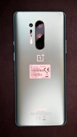 Foto tomada del OnePlus 8 Pro de J****r posterior a la reparación de lente de cámara trasera el 16 de Marzo de 2023