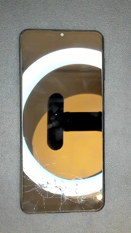 Samsung Galaxy A32 5G de A*****o antes de la reparación de pantalla
