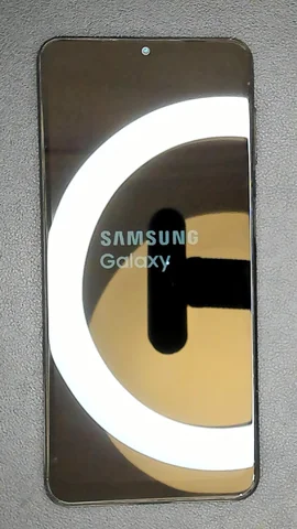 Foto tomada del Samsung Galaxy A32 5G de A*****o posterior a la reparación de pantalla el 17 de Marzo de 2023