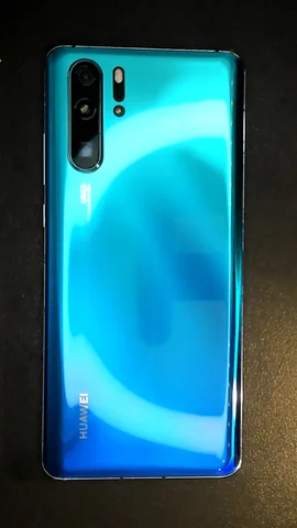 Foto tomada del Huawei P30 Pro de A**e posterior a la reparación de tapa trasera y pantalla el 28 de Marzo de 2023