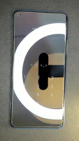 Foto tomada del Xiaomi Mi 11 Lite de J**é posterior a la reparación de electrónica de botón de encendido y lector de huellas (o inicio) el 28 de Marzo de 2023