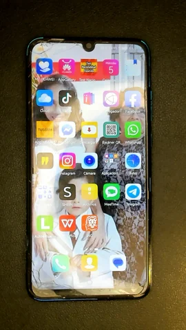 Huawei P smart 2019 de R*****o antes de la reparación de pantalla