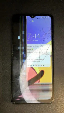 Samsung Galaxy A12 de P***r antes de la reparación de pantalla