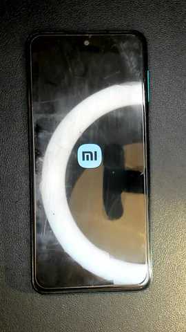 Foto tomada del Xiaomi Redmi Note 9S de J**é posterior a la reparación de batería el 25 de Abril de 2023