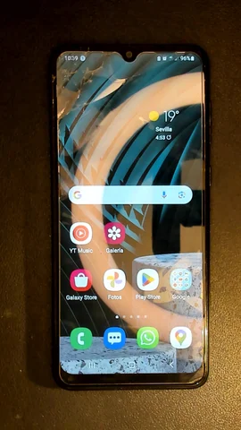 Samsung Galaxy A04 de A*****n antes de la reparación de pantalla