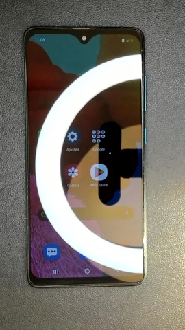 Foto tomada del Samsung Galaxy A51 de S*****n posterior a la reparación de puerto de carga y micrófono y pantalla el 4 de Mayo de 2023