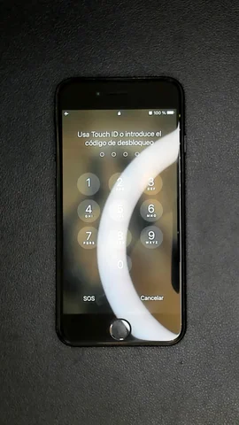 Foto tomada del Apple iPhone SE (2020) de I*******o posterior a la reparación de auricular el 12 de Mayo de 2023