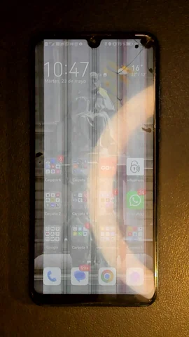 Huawei P30 lite de C****s antes de la reparación de pantalla