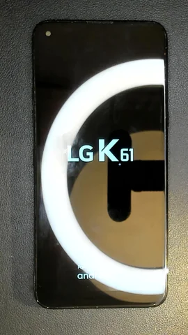 Foto tomada del LG K61 de F*******o posterior a la reparación de pantalla el 1 de Junio de 2023