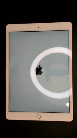 Foto tomada del Apple iPad 7 10.2 (2019) de C****s posterior a la reparación de puerto de carga el 21 de Junio de 2023