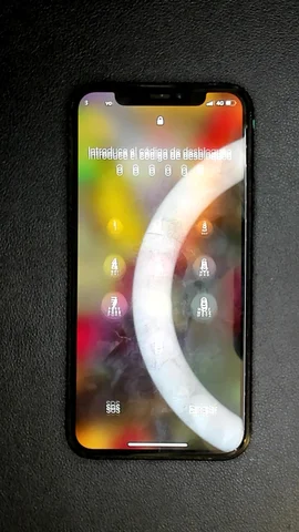 Apple iPhone 11 Pro de J**é antes de la reparación de puerto de carga