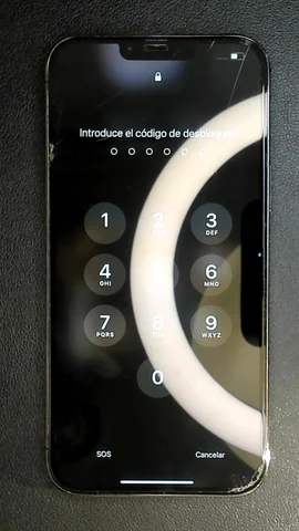 Foto tomada del Apple iPhone 13 Pro Max de M***o posterior a la reparación de puerto de carga el 12 de Julio de 2023