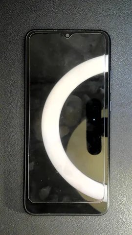 Xiaomi Redmi 9C de M****s antes de la reparación de pantalla y puerto de carga y micrófono