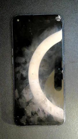 Realme 7 (Global) de M****l antes de la reparación de pantalla