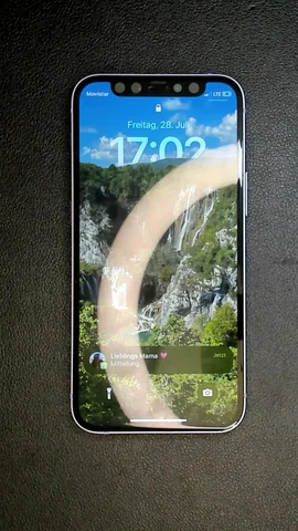 Apple iPhone 12 mini de J***a antes de la reparación de puerto de carga y micrófono