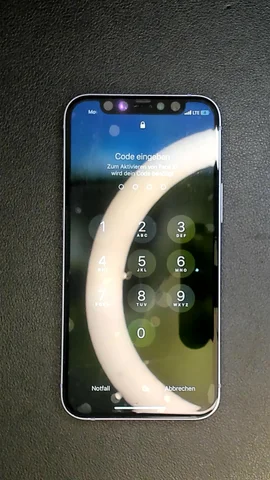 Foto tomada del Apple iPhone 12 mini de J***a posterior a la reparación de puerto de carga y micrófono el 28 de Julio de 2023