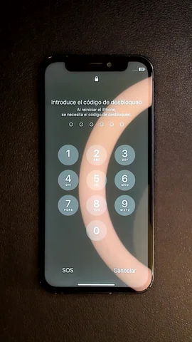 Foto tomada del Apple iPhone 12 mini de J**é posterior a la reparación de auricular y pantalla y batería el 11 de Septiembre de 2023