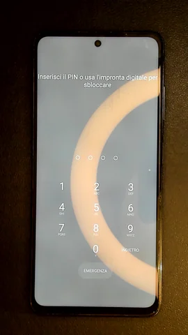 Foto tomada del Xiaomi Poco X3 Pro de Z*e posterior a la reparación de electrónica de botón de encendido y electrónica de botones de volumen el 13 de Septiembre de 2023