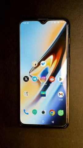 Foto tomada del OnePlus 6T de A*******o posterior a la reparación de batería el 19 de Septiembre de 2023