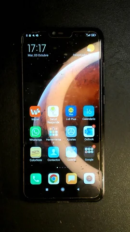 Xiaomi Mi 8 Lite de F******o antes de la reparación de auricular