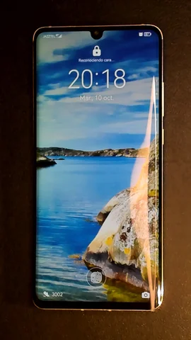 Foto tomada del Huawei P30 Pro de F*******o posterior a la reparación de pantalla y tapa trasera el 9 de Octubre de 2023