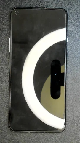 OnePlus 8T de M****l antes de la reparación de electrónica de botón de encendido