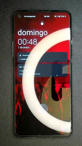 Foto tomada del OnePlus 8T de M****l posterior a la reparación de electrónica de botón de encendido el 13 de Octubre de 2023