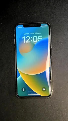 Foto tomada del Apple iPhone X de L**s posterior a la reparación de puerto de carga el 21 de Octubre de 2023