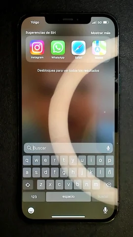 Apple iPhone 12 Pro Max de L****a antes de la reparación de pantalla